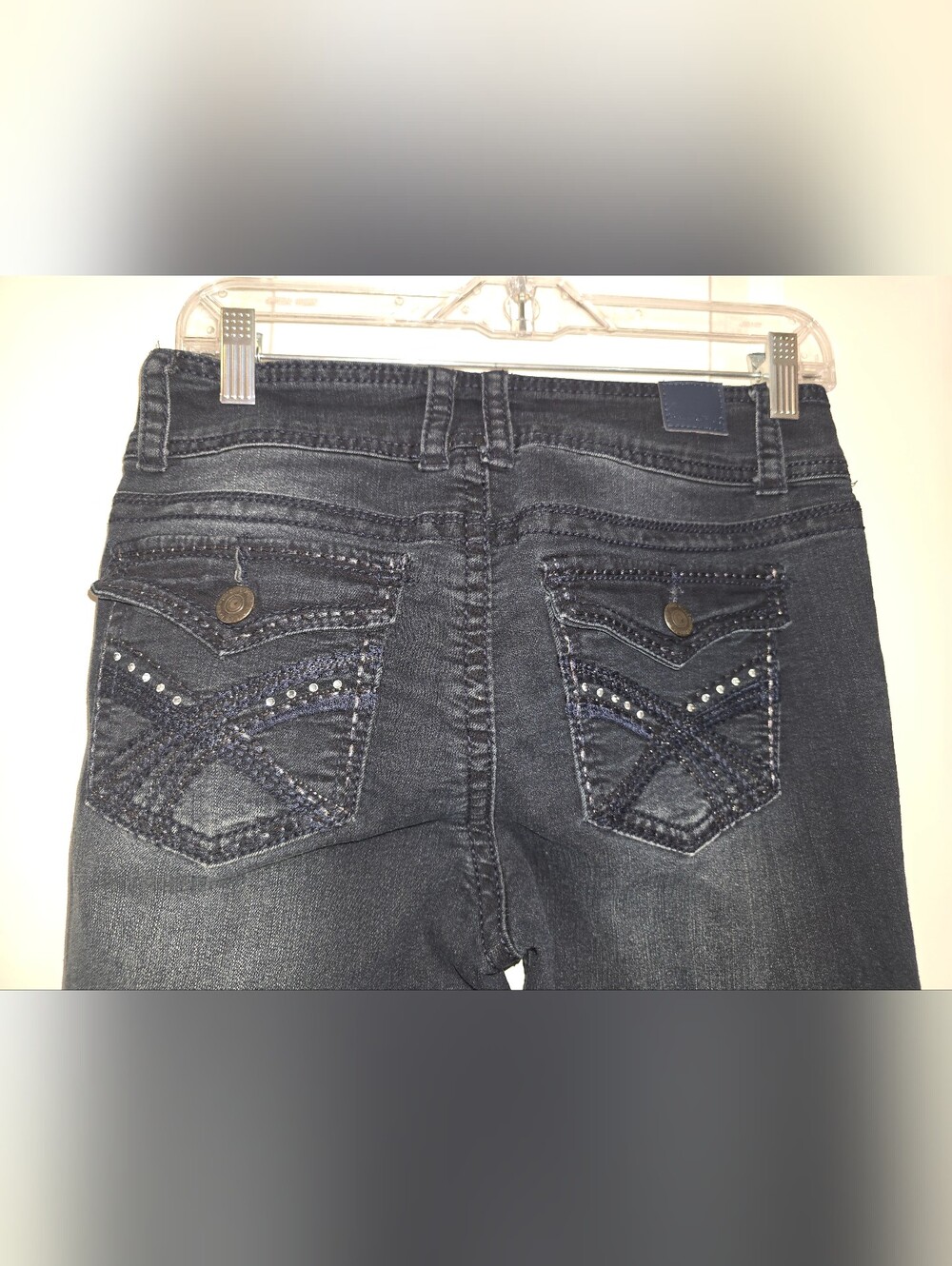 WallFlower Luscious Curvy Bootcut Jeans Women's Sz 9 Dark Wash Stretch 31 Inseam - Picture 3 of 5